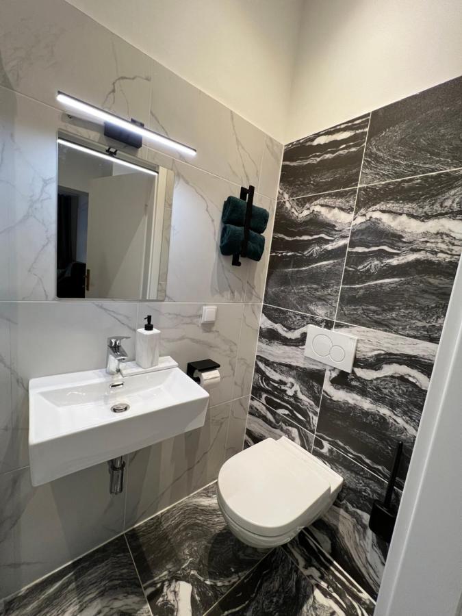 Mateo Design Apartment / Contactless Check-In Vienne Extérieur photo